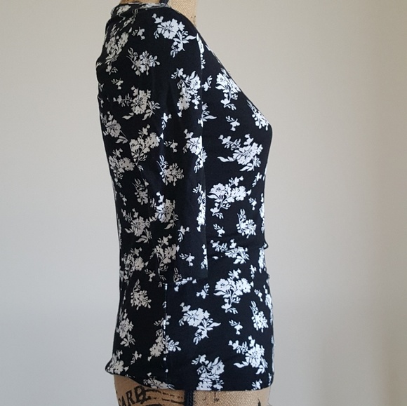 RUE 21 Shirt - Picture 2 of 4